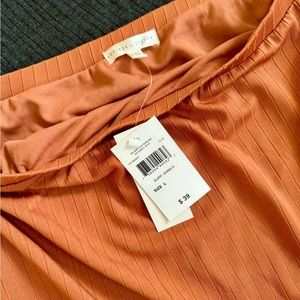 Society + Stitch Women’s Skirt Burnt orange.